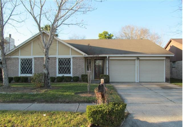 3330 Hombly Rd, Houston, TX 77066 