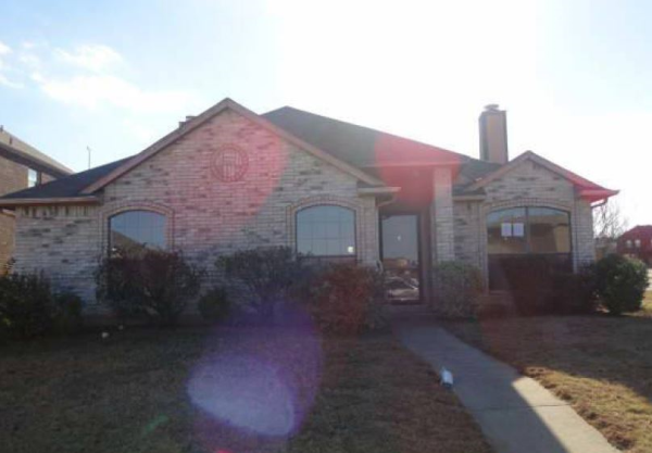 1701 Hillside Dr, Balch Springs, TX 75180 