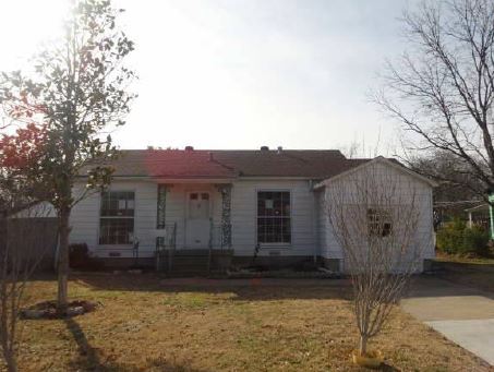 132 W  Avenue F, Garland, TX 75040 