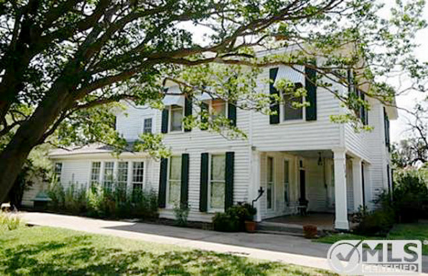 204 Griffith Avenue, Terrell, TX 75160 
