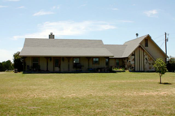 1080 County Road 4205 Road, Campbell, TX 75422 