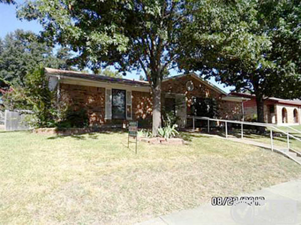 917 Meadowdale Circle, Garland, TX 75043 