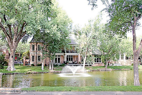 1 EDGEWATER DR, Amarillo, TX 79106 