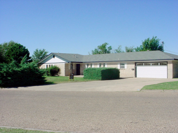1035 WELLS N ST, Pampa, TX 79065 