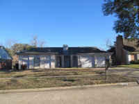 12126 Longbrook Dr, Houston, TX 77099 
