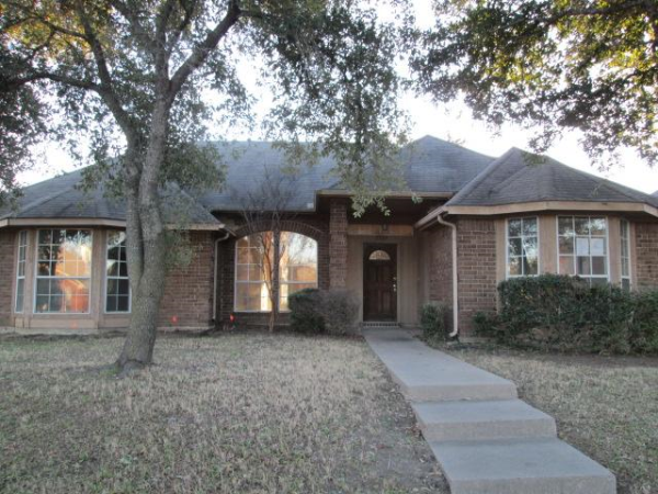 2124 Spring Mills Rd, Mesquite, TX 75181 