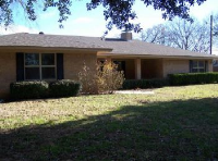 280 Larry Dr, Longview, TX 75605 