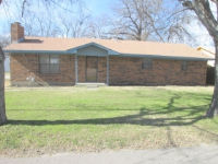 305 S Union St, Whitesboro, TX 76273 