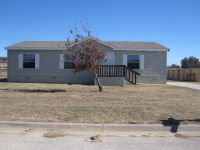 310 Glenwood St, Gainesville, TX 76240 