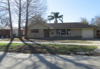 307 Dunwick Ln, Pasadena, TX 77502 