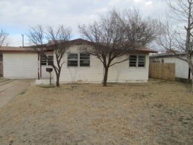 1912 63rd St, Lubbock, TX 79412 