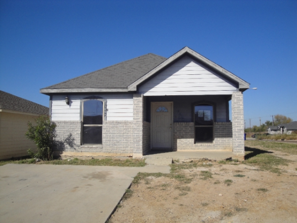 3268 Saint Kathryn Loop, Laredo, TX 78046 