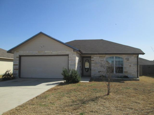 2005 Brewers Pl, Taylor, TX 76574 