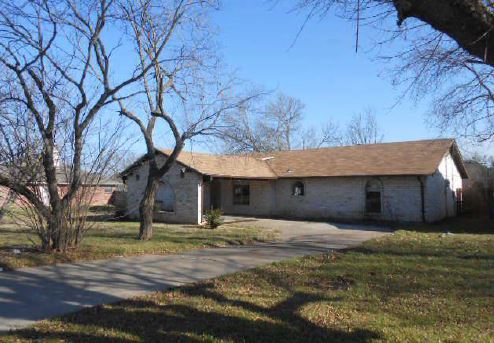 213 Ivy Lane, Hewitt, TX 76643 