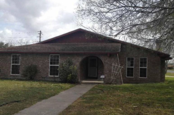 5826 Crest Grove Dr, Corpus Christi, TX 78415 
