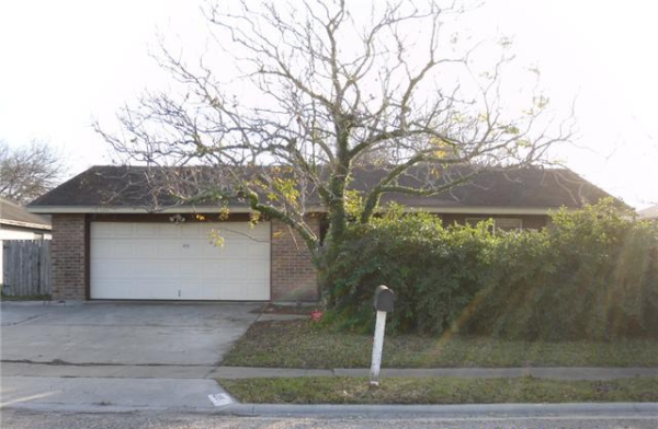 4205 Nicklaus Ln, Corpus Christi, TX 78413 
