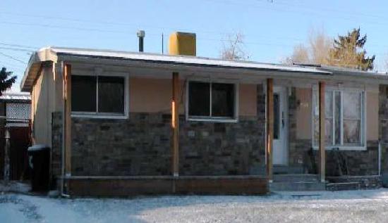 4876 Southridge Dr, Taylorsville, UT 84118 