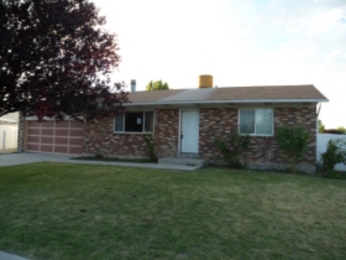 2262 W Homestead Ln, Riverton, UT 84065 