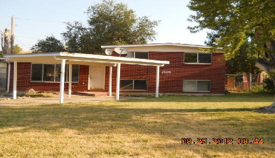 2596 W 5650 S, Roy, UT 84067 