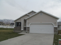 122 Crystal Bay Dr, Tooele, UT 84074 