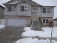 724 N Durham Dr, North Salt Lake, UT 84054 