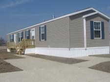 60 Woodlake Run, Yoder, IN 46798 