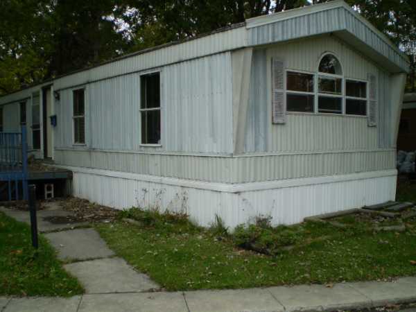 11080 N State Rd 1 #161, Ossian, IN 46777 