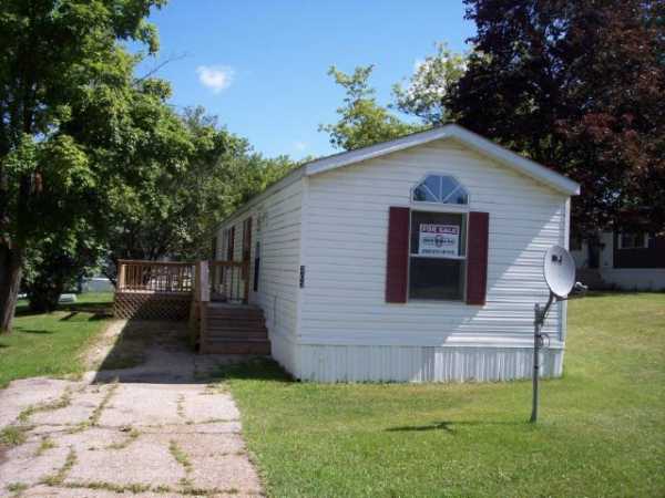 302 Sarah Lane, Beaver Dam, WI 53916 