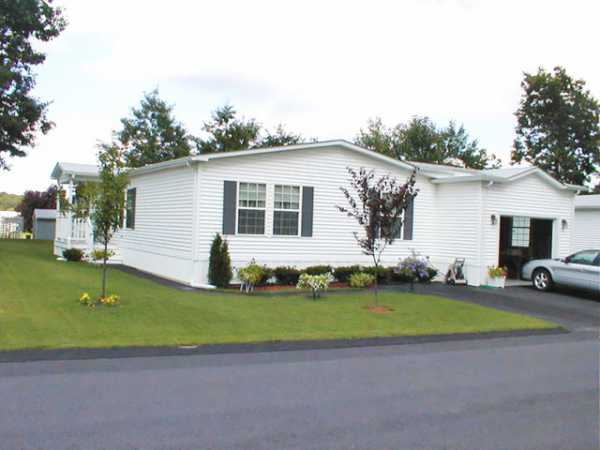 50 HIGHLAND ST #221, Taunton, MA 02780 