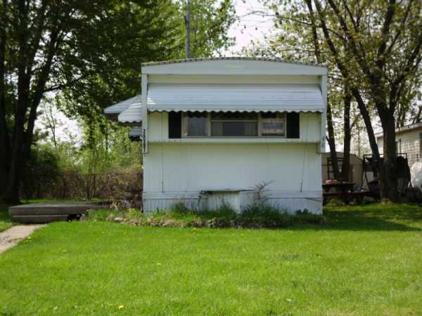 28517 S Maple, Romulus, MI 48174 