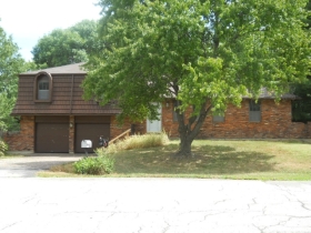 6501 WOODSTOCK AVENUE, SHAWNEE, KS 66218 