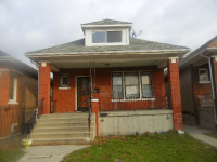 5753 Christiana Ave, Chicago, IL 60629 