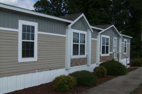 4096 GREENSBORO ROAD, Martinsville, VA 24112 