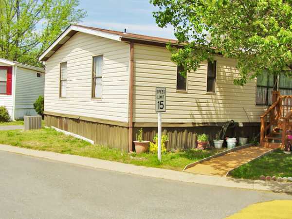 3262 PELICAN PL., Alexandria, VA 22306 