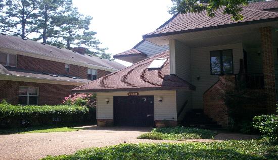 6309 Eleanor Court, Norfolk, VA 23505 