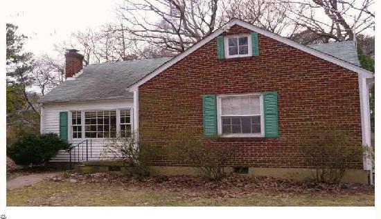 6906 Woodrow Terrace, Richmond, VA 23228 