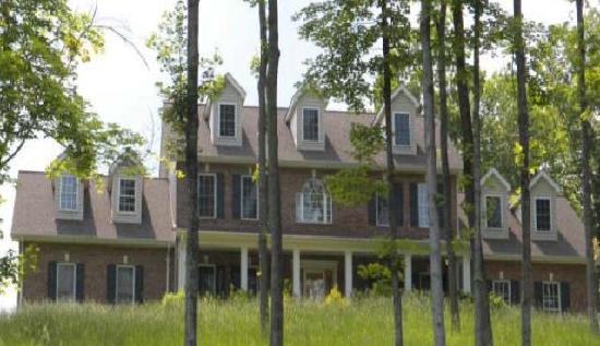 410 Skylar Lns Way, Winchester, VA 22603 