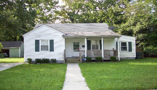 1013 Winward Road, Norfolk, VA 23513 