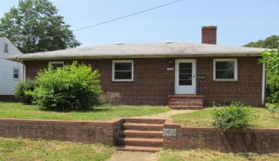 1906 Newman Road, Richmond, VA 23231 