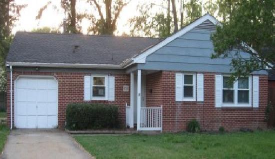 819 Hyacinth Circle, Newport News, VA 23608 