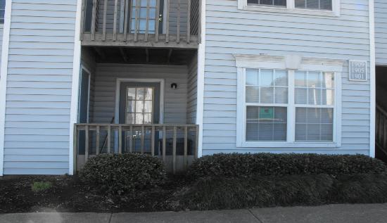 1901 Chantilly Court, Virginia Beach, VA 23451 