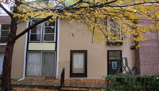 1674 Wainwright Drive, Reston, VA 20190 