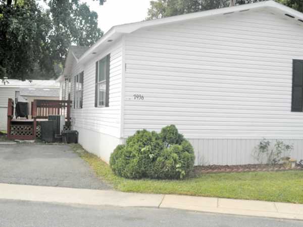 7936 FLAMINGO DR., Alexandria, VA 22306 