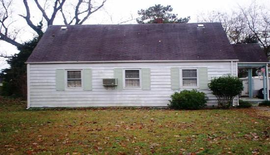 8043 East Glen Road, Norfolk, VA 23505 