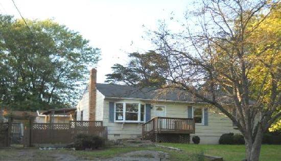 3 Virginia Avenue, Boyce, VA 22620 