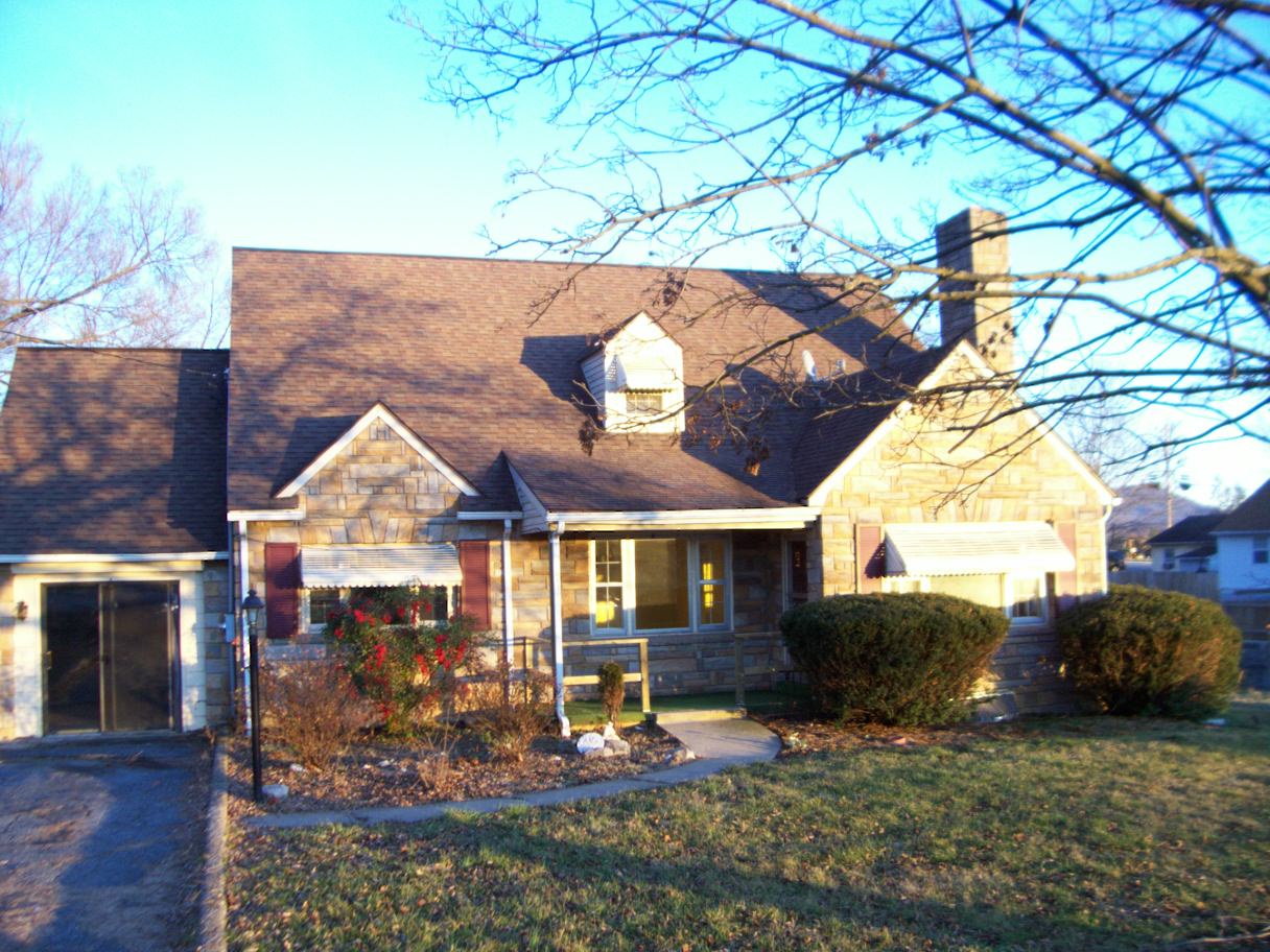 681 Vine St, Harrisonburg, VA 22802 