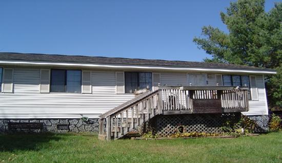 30 Grayson St, Rocky Mount, VA 24151 