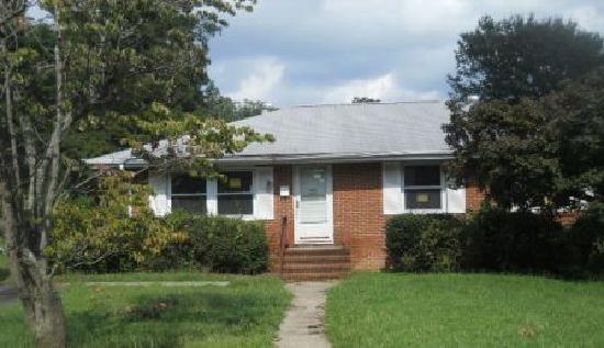 2323 Buckner St, Petersburg, VA 23805 