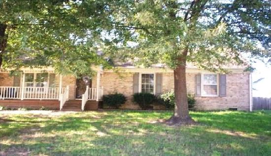 12 Catamaran Court, Portsmouth, VA 23703 