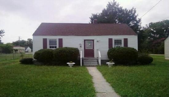 413 Wakefield Avenue, Hampton, VA 23661 